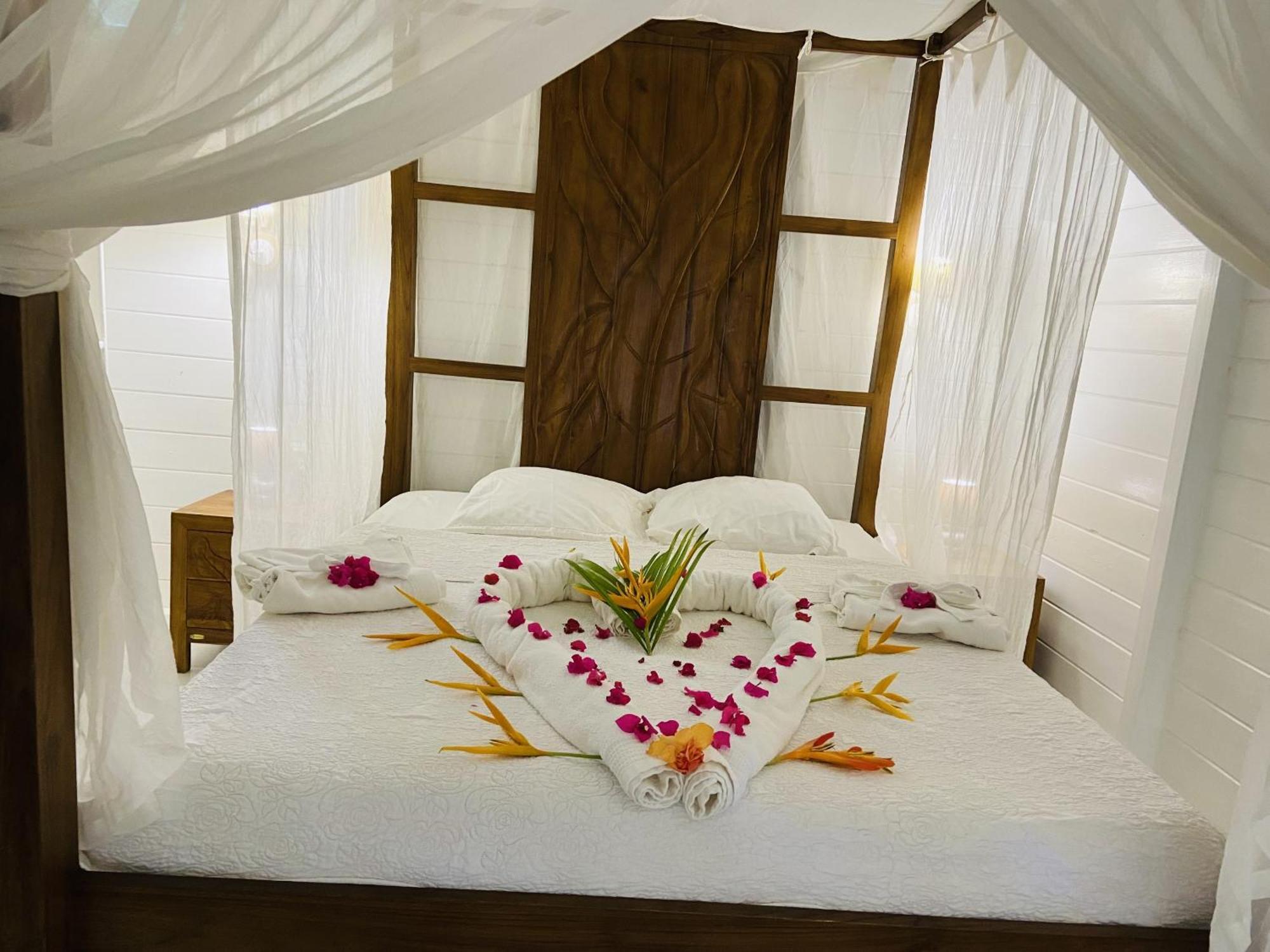 Eden Paradise Ecolodge & Spa Sainte-Luce Quarto foto